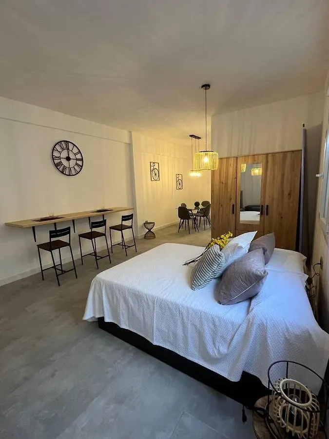 Apartamento En Centro De Málaga 0*,